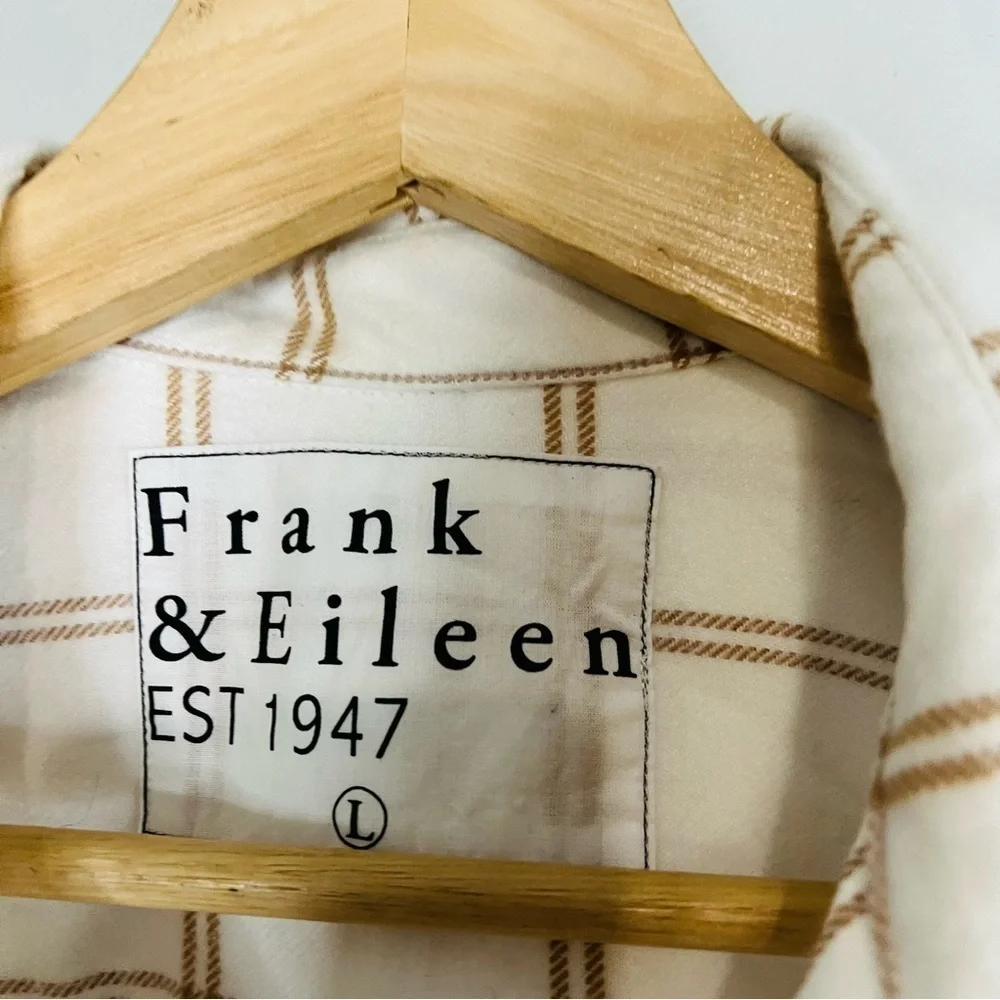 Frank & Eileen Barry woven button up camel windowpane size large - Picture 7 of 11